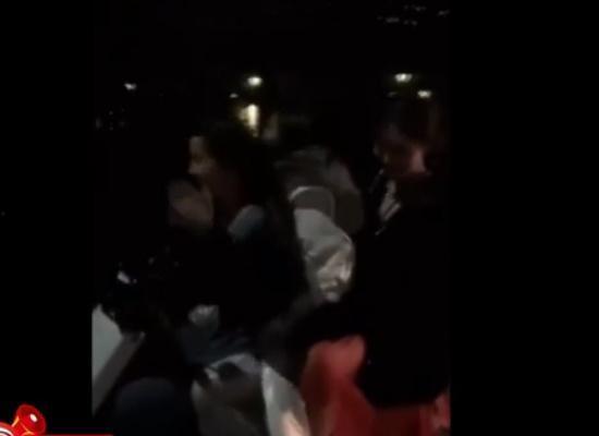 发生车祸吃瓜群众视频真实,吃瓜群众视频记录惊险瞬间