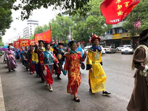 东乡的吃瓜群众