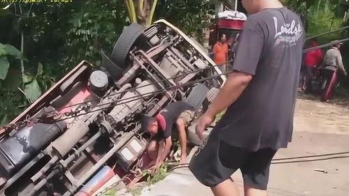 吃瓜群众中枪视频大全集,惊险瞬间！吃瓜群众中枪视频大全集回顾