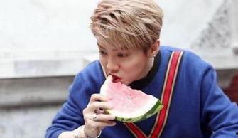 鹿晗求婚吃瓜群众,吃瓜群众见证明星爱情时刻