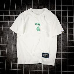 吃瓜群众体桖衫,揭秘网络热议背后的时尚潮流